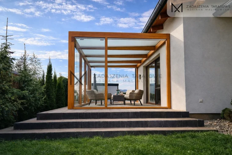 Taras w ogrodzie
