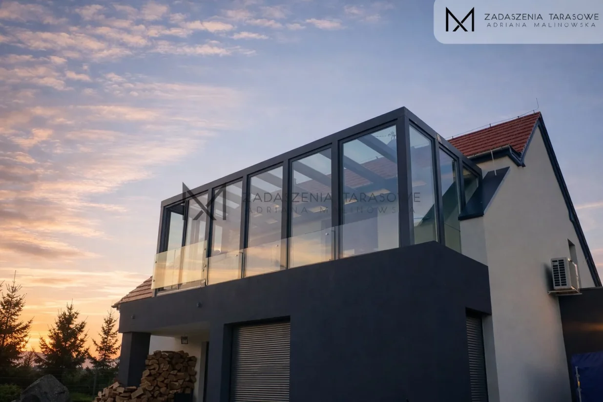 zadaszenie tarasowe na balkonie ogród zimowy całoroczny