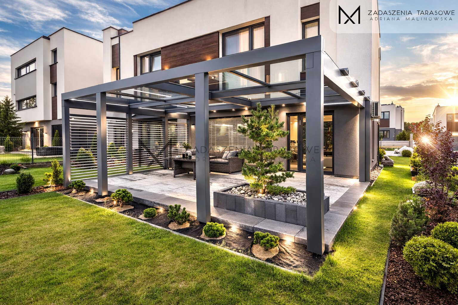 Zadaszenie tarasu proste ze szkłem