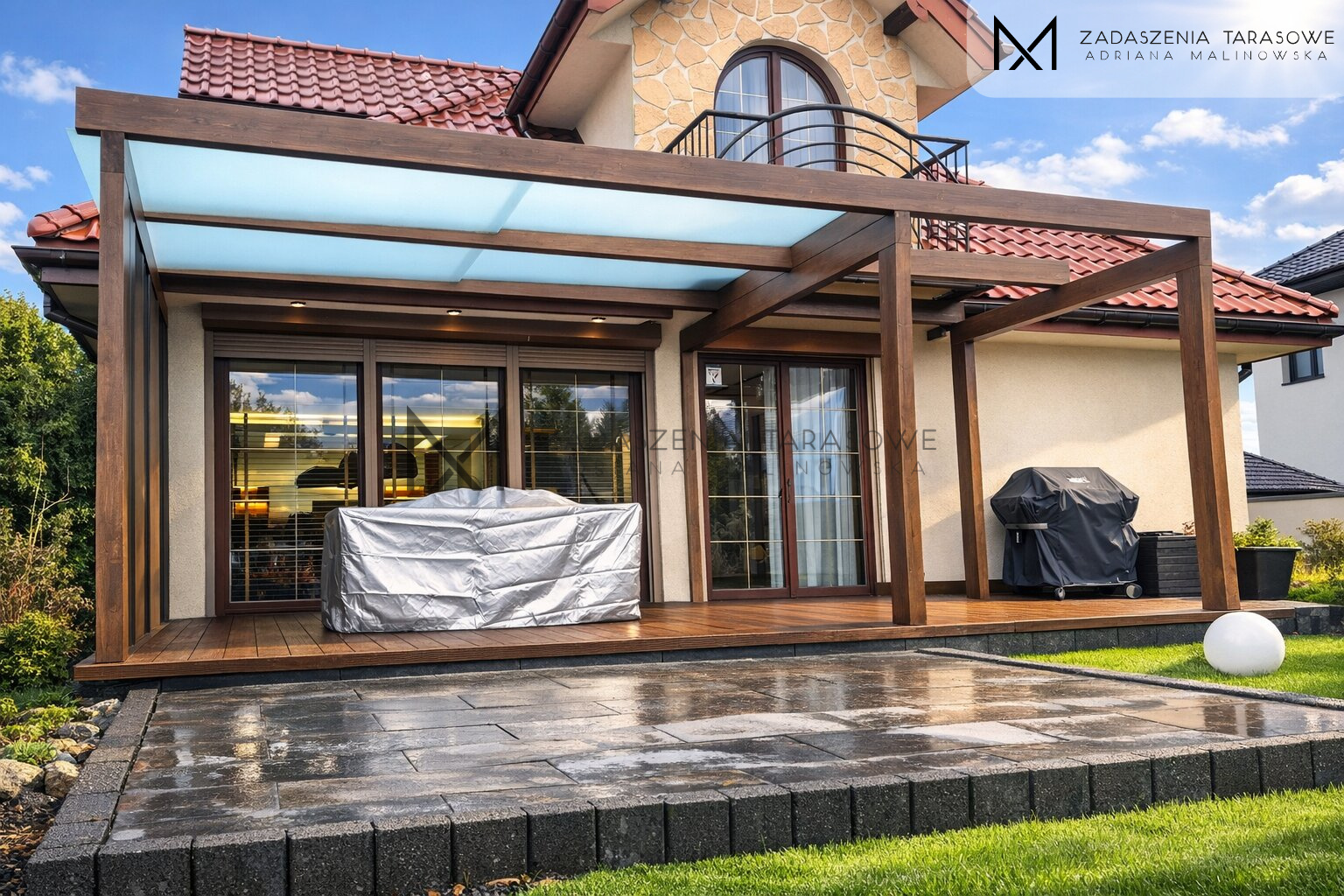 drewniane zadaszenie z lamelami do ogrodu