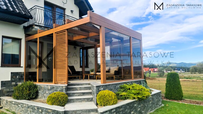 Nowoczesna pergola z zadaszeniem