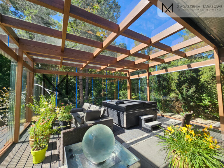 zadaszenie dla jacuzzi