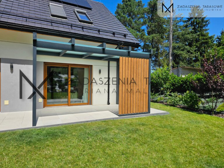 zadaszenie na tarasie ze szkłem