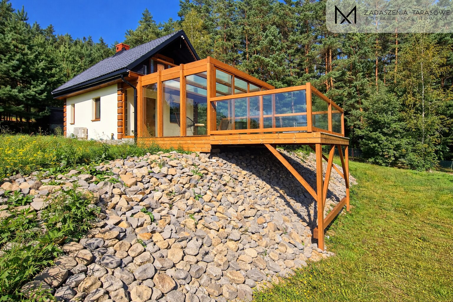 zadaszenie tarasu ze szkłem zabudowa szklana