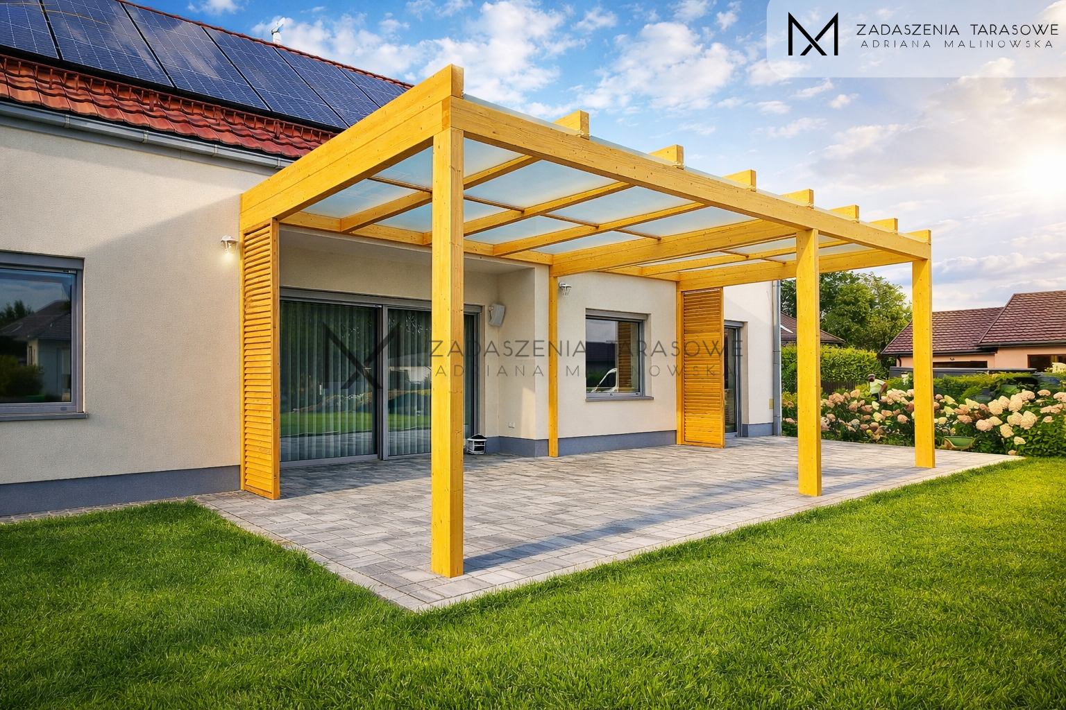 Nowoczesne zadaszenie tarasu ze szkłem w dachu